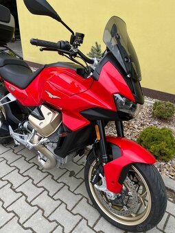 Moto Guzzi Mandello - 5