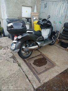 Aprilia Scarabeo 500 - 5