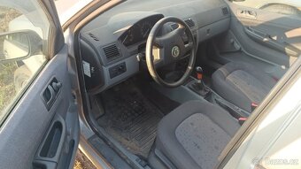 díly z Fabia 1 rok 2002 1,4MPi - 5