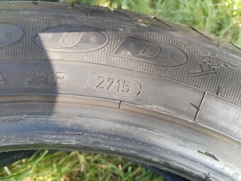 Pneu R17 - 5
