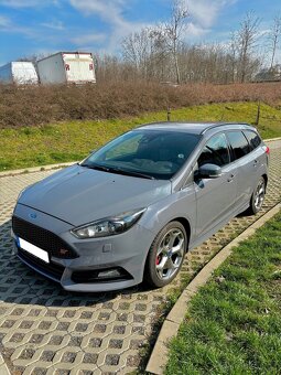 Ford Focus ST 184 kW - 5