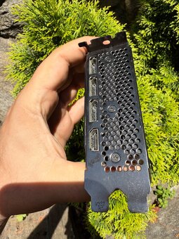 NVIDIA GeForce RTX 3060 Ti 8GB - 5