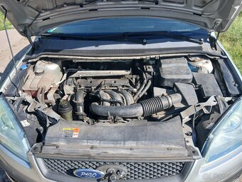 Ford Focus MK2 1.6 kombi benzín - 5