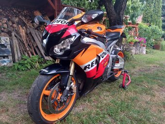 Honda CBR 1000RR REPSOL - 5