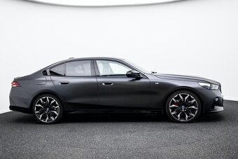 BMW i5 M60 - 5
