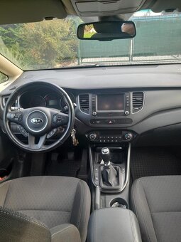 KIA Carens 1.6 GDI 99kW, r.v.2017, 1 majitel , TOP stav - 5