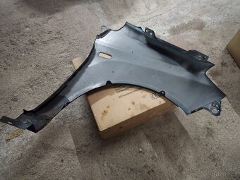 LP blatník Daihatsu Cuore 2005 - 5