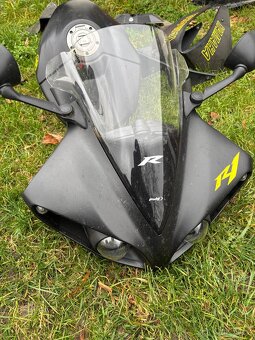 Sada plastu i s nadrzi na Yamaha R1 09-11 - 5