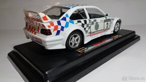 Bburago 1/24 - BMW M3 gtr warsteiner - 5
