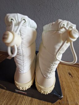 Snehule Tommy Jeans, vel. 38, bile, kremove - 5