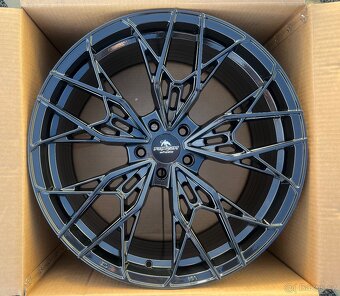 Alu kola 20” Forzza model Spectrum BLACK 5x112 - 5