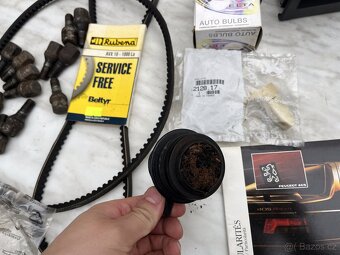 Díly na Peugeot 405 - 5