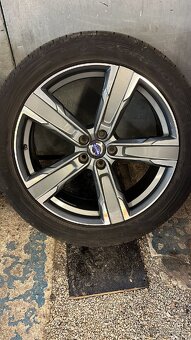 ALU kola s pneu na Volvo XC60, 255/45 r20 - 5