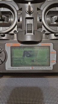 RC ovladač, 8 ch, 2,4 GHz - 5