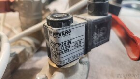 Dvoucestný elektromagnetický ventil PEVEKO MVNE 315 - 5