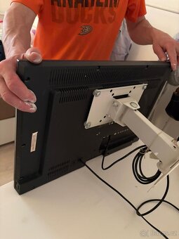 LED tevizor FHD Sencor 23” - 5
