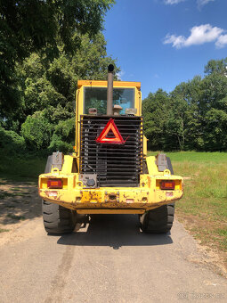 Kolový nakladač VOLVO L 70C - 5