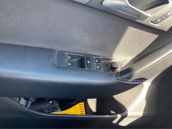 VOLKSWAGEN PASSAT VARIANT 2,0 TDI 103 KW Kombi - 5