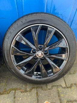 Alu disky ŠKODA RAPID,FABIA R16 (černé orig.) - 5