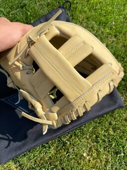 Prodám softballovou/baseballovou rukavici MIZUNO - 5
