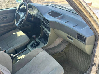 Náhradní díly BMW 524 td E28 s celeho vozu - 5