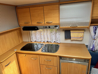 Prodám karavan Knaus Sudwind 500 pro 6 osob s ložnicí - 5