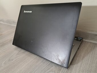 ▼Lenovo M30-70 - 13,3" / i3-4030U / 8GB / SSD / ZÁR▼ - 5