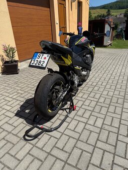 Kawasaki Z800 - 5
