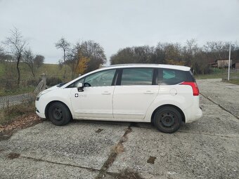 Peugeot 5008 - 5