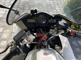 Honda Vfr 800 - 5