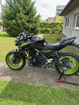 Kawasaki Z650 - 5