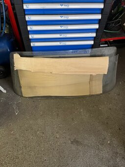 Renault R8 sklo. - 5