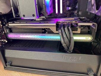 Sapphire Nitro+ Radeon RX 7800 XT GAMING OC 16GB - 5