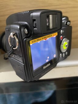 Kodak EasyShare DX7590 - 5