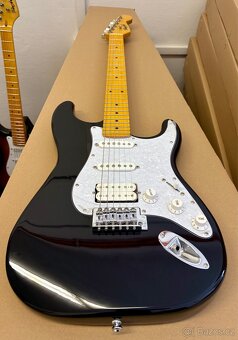 Elektrická kytara Stratocaster Fokus - 5