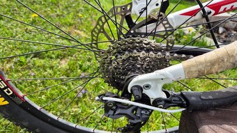 Celoodpružené kolo Specialized - 5