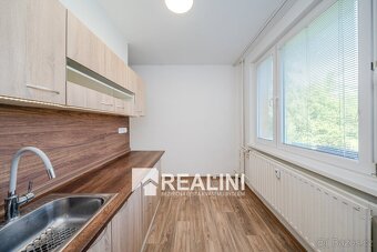 Prodej bytu 2+1 s převodem do osobního vlastnictví, 54 m2 v - 5