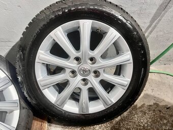 5x114,3 R16 originál zimní sada Toyota Avensis 205/55 - 5
