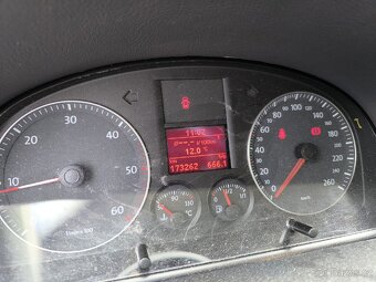 VW TOURAN 1,9 TDI 77kW - 5