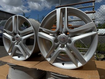 Alu kola 5x112 r17 originál Seat - 5