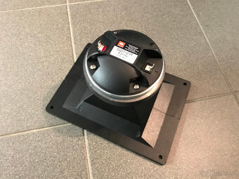 Pár pasivních satelitů 10+1“ neodym 300W RMS - 5