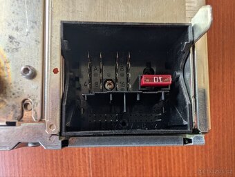 Originál VW rádio RCD-200 - 5