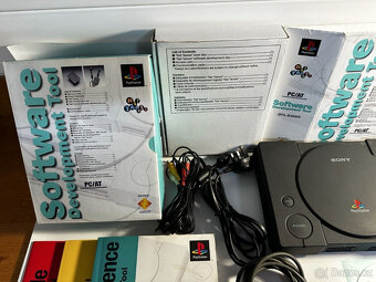 Sony Playstation 1 Net Yaroze DTL-H3002 PAL se softwarem a h - 5