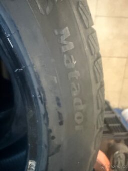 Pneu zimní 235/45 R18 98V zimní - 5