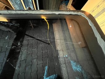 boční sklo renault master nissan intersrat  2010- použité - 5