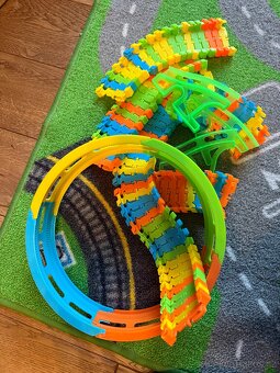 Angličáky a auta na setrvačník - 5