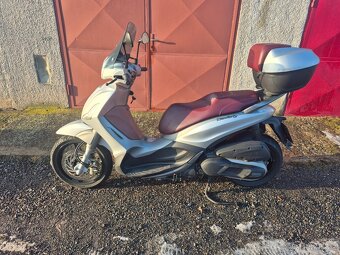 Piaggio Beverly 350, 24kw - 5
