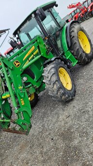 JOHN DEERE 5820R S ČELNyym nakl. 2006 - 5