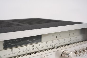 Pioneer TX-9800 – high-end FM/AM tuner ze zlaté éry - 5
