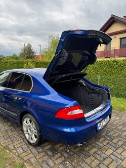 Škoda Superb 2.0 TDI 4x4 DSG moc hezký - 5